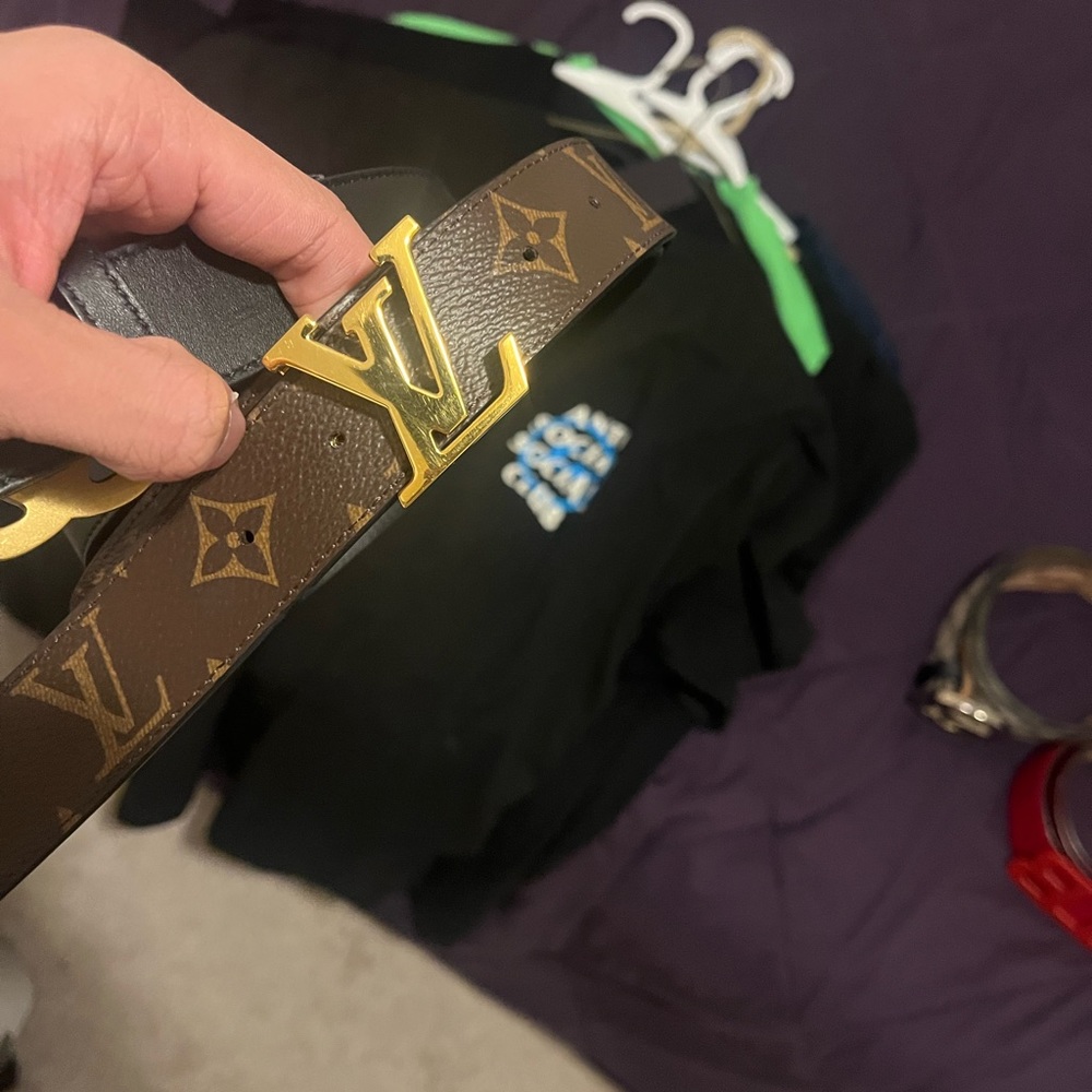 Louis Vuitton belt 80/82